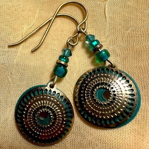 Adajio Earrings Teal Disc with Shiny Silver Tone Etched Circle Overlay & Beads - Picture 1 of 4